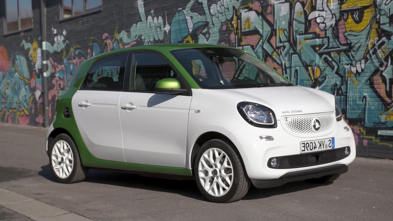 Smart electric car rental St Barths
